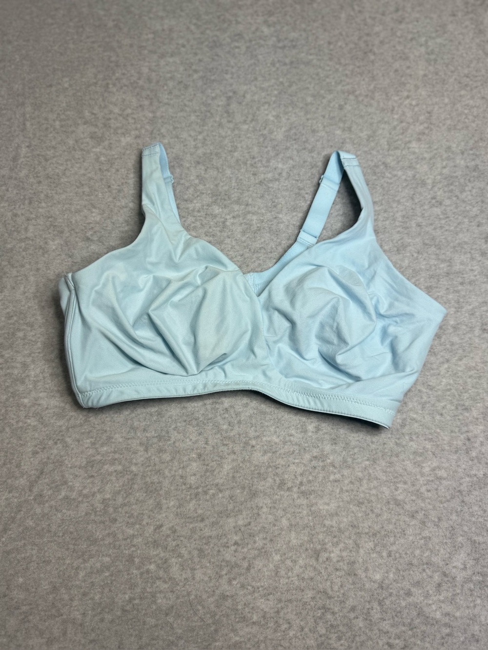 Wacoal Women Light Blue T Shirt Bra Adjustable Straps Wireless Size 40G